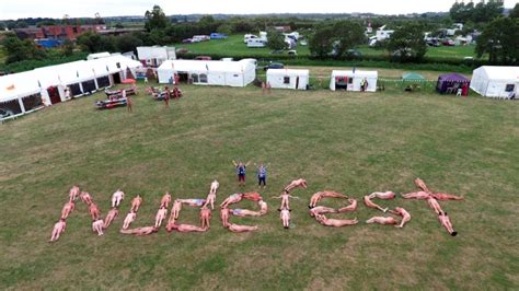 Nudefest: What really happens when hundreds of naturists gather。